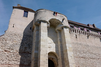 Fragmente der Stadtmauer aus der Römerzeit